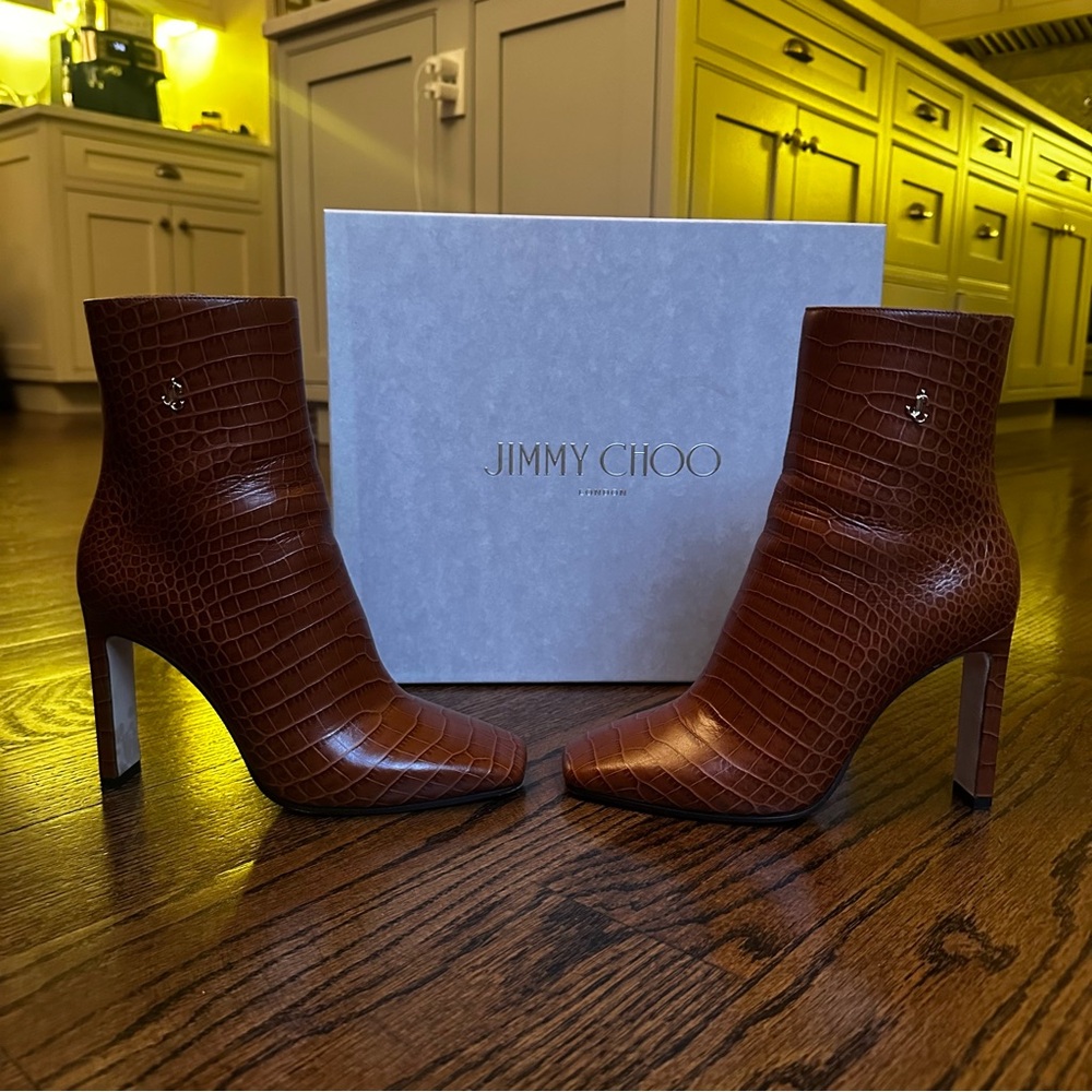 ❌SOLD❌ Jimmy Choo Brown Tan Croc Embossed Heeled Boots size 36.5 - Picture 3 of 15